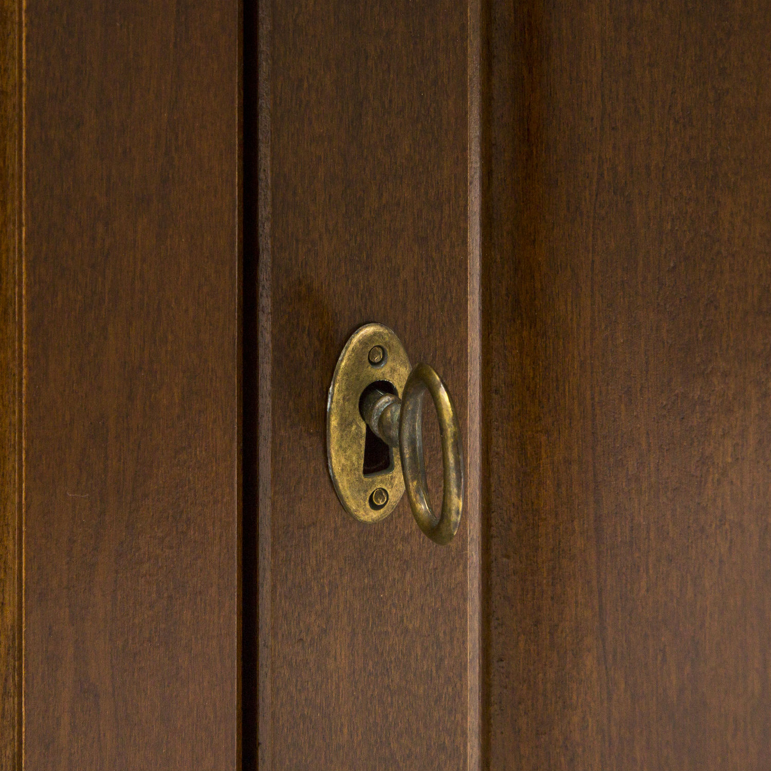 Mobile ad angolo porta tv in legno color noce a due ante