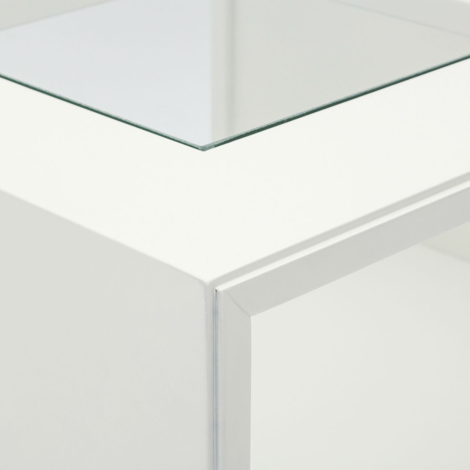 Tavolino Moderno Quadrato Alto Da Soggiorno In Legno Laccato Bianco Con Vetro